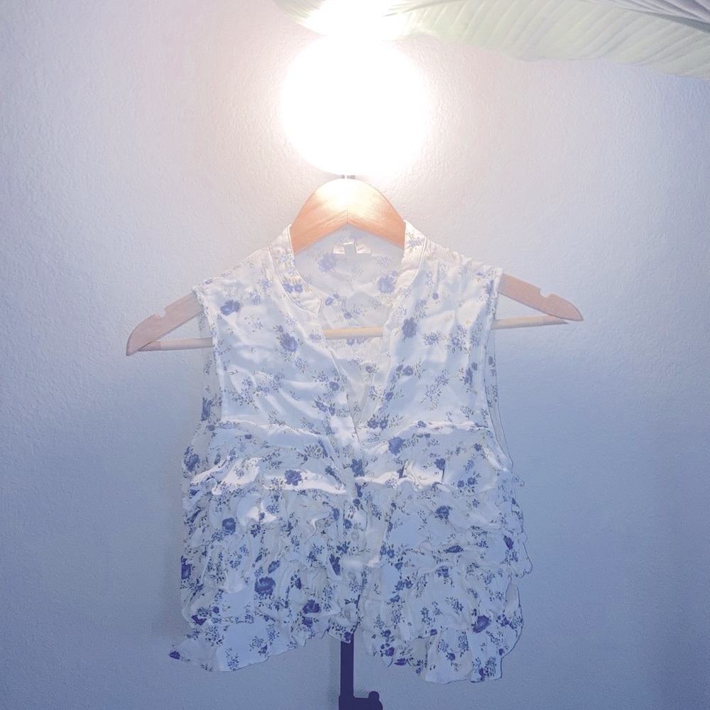 NWOT RIVER ISLAND CROP TOP (M)